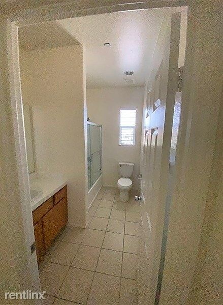 Building Photo - 3 br, 2.5 bath Condo - 10563 Lavender Circle