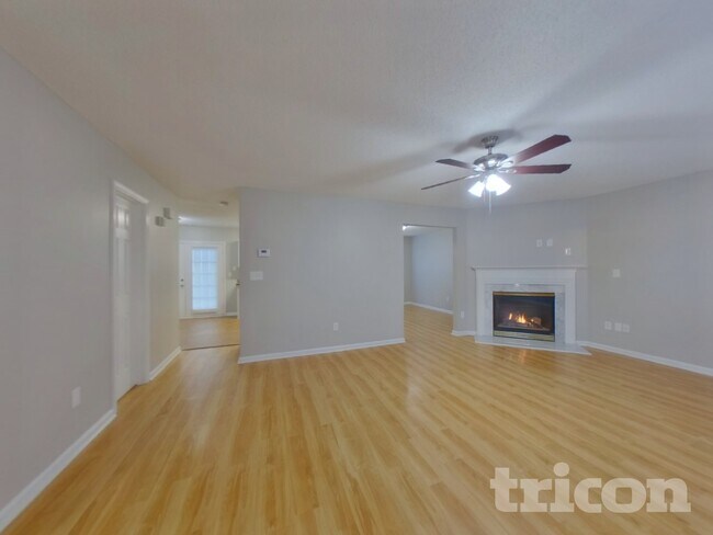 Building Photo - 3023 Willamette Valley Dr