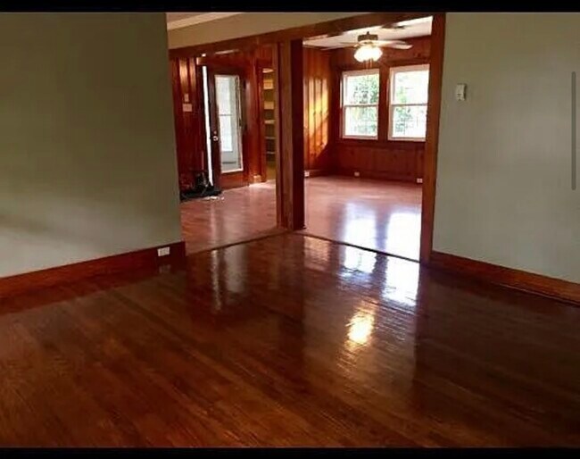 Foto del edificio - 94 Main St