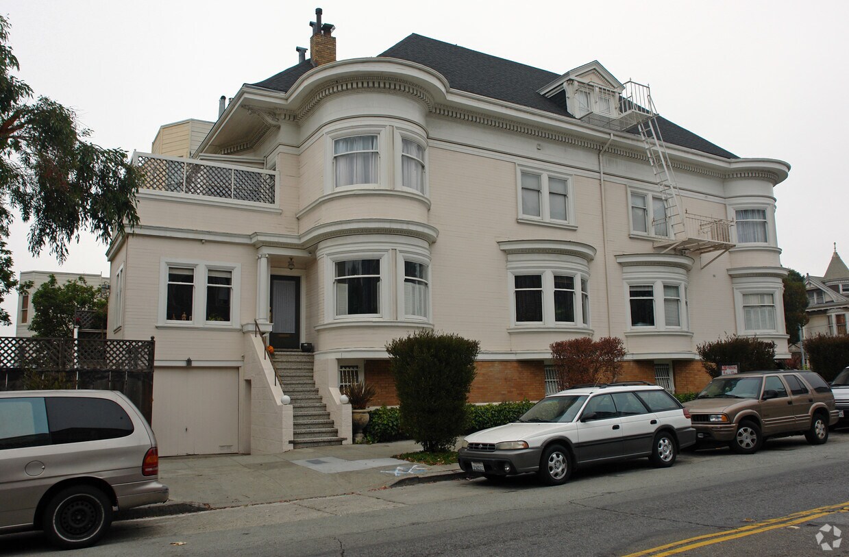 Primary Photo - 1320 Waller St