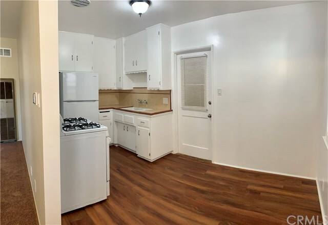 Building Photo - 5497 Orange Ave