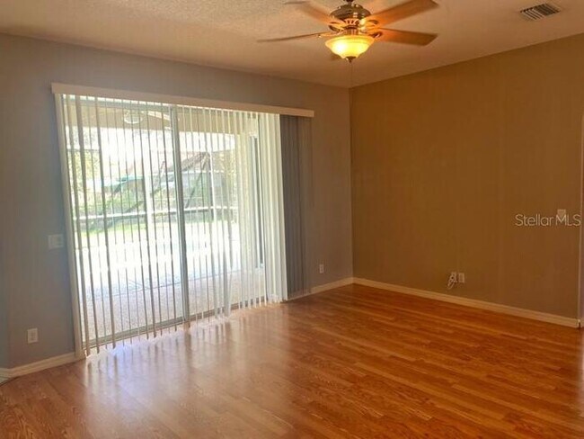 Building Photo - 3BR/2Bath Rental or Rent-to-Own Pool Home!