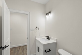 Building Photo - 1807 Palmetto Landing Dr