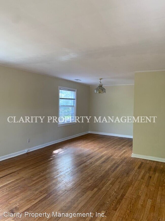 Building Photo - 3 br, 1 bath House - 1350 Stuart Ave
