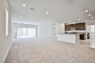 Building Photo - 7428 Legacy Pt St