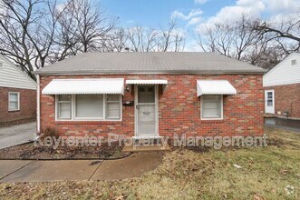 Building Photo - 1045 N New Florissant Rd