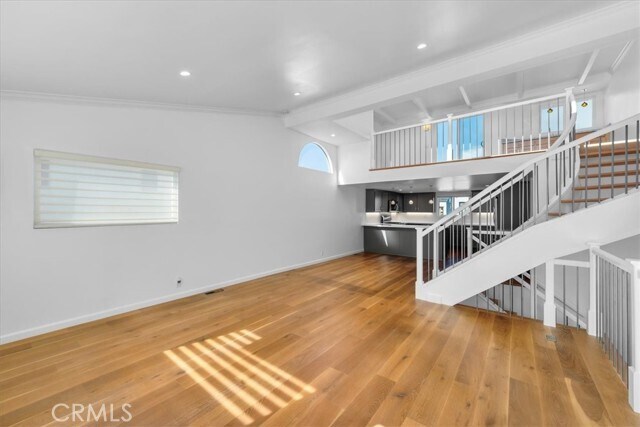 Foto del edificio - 1107 Loma Dr