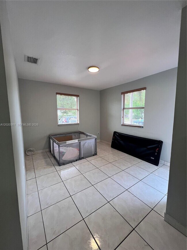 Foto del edificio - 16940 SW 94th Ave