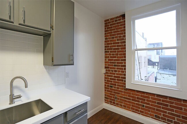 Foto del edificio - 3164 22nd Street