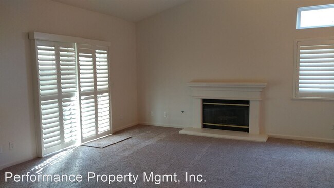 Foto del edificio - 3 br, 2 bath House - 2957 E. Solar Ave.