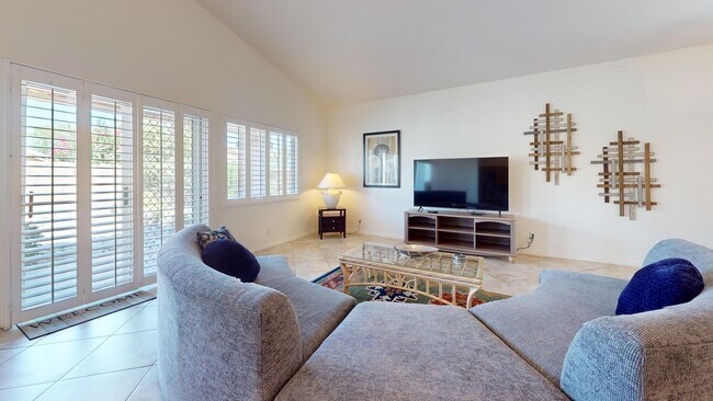 Building Photo - 45576 Whistler Ct