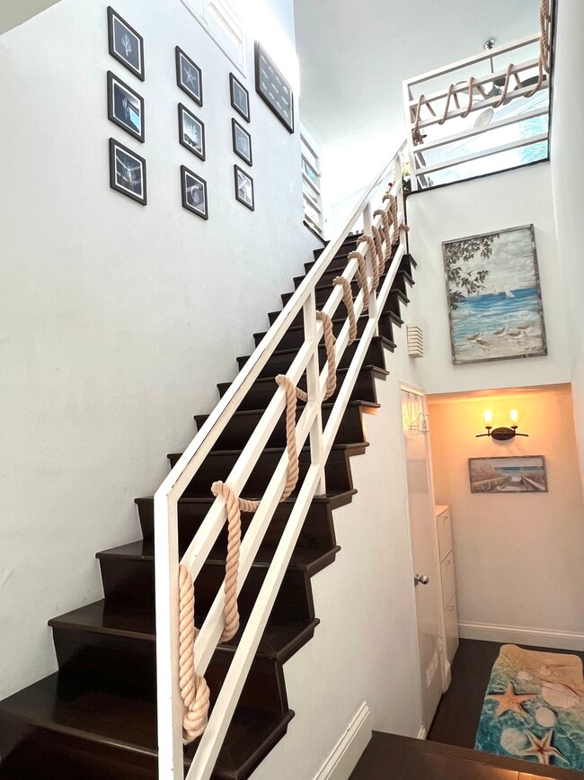 Foto del edificio - 508 N Juanita Ave