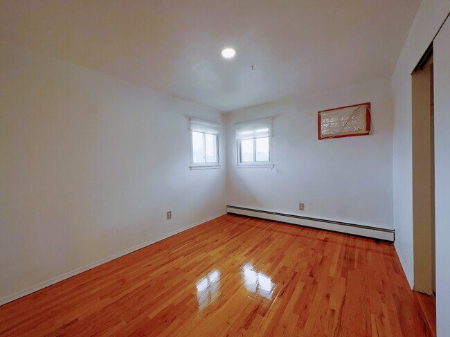 Foto del edificio - 2299 7th St