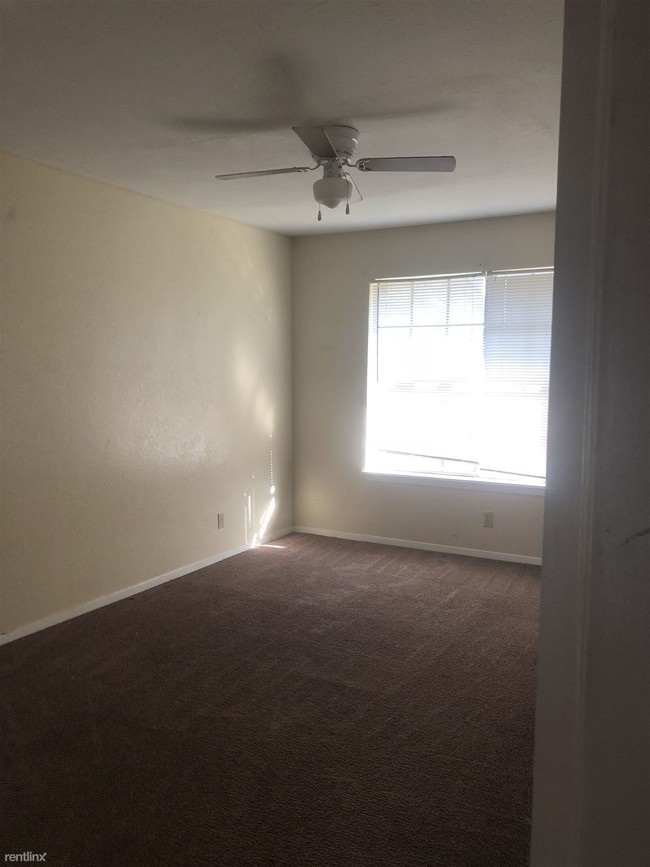 Foto del edificio - 2801 Quail Run St