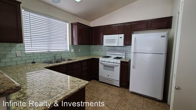 Building Photo - 3 br, 2 bath House - 4333 Coyote Crest Court