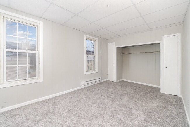 Building Photo - 608 North St