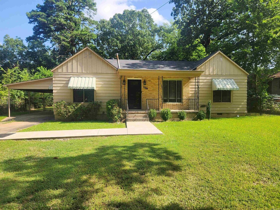Primary Photo - 7704 Ascension Rd