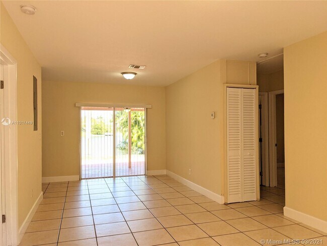 Foto del edificio - 4201 SW 32nd St