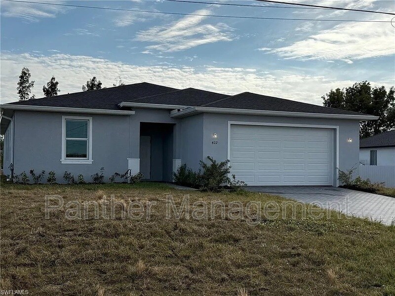Foto principal - 422 NE 20th Terrace