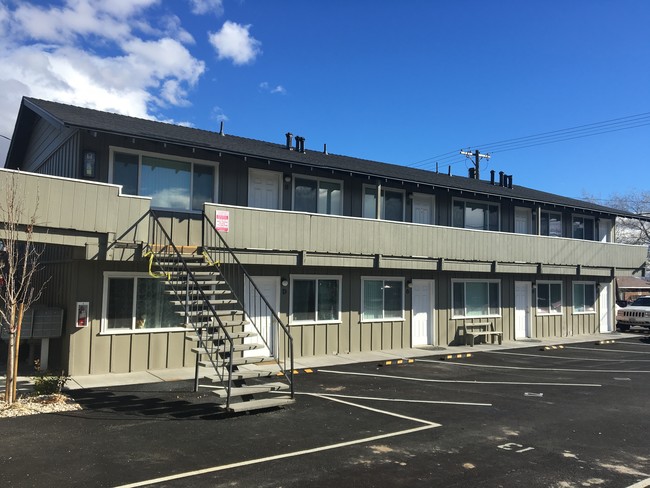 Building Photo - W. 7th Street Apartments