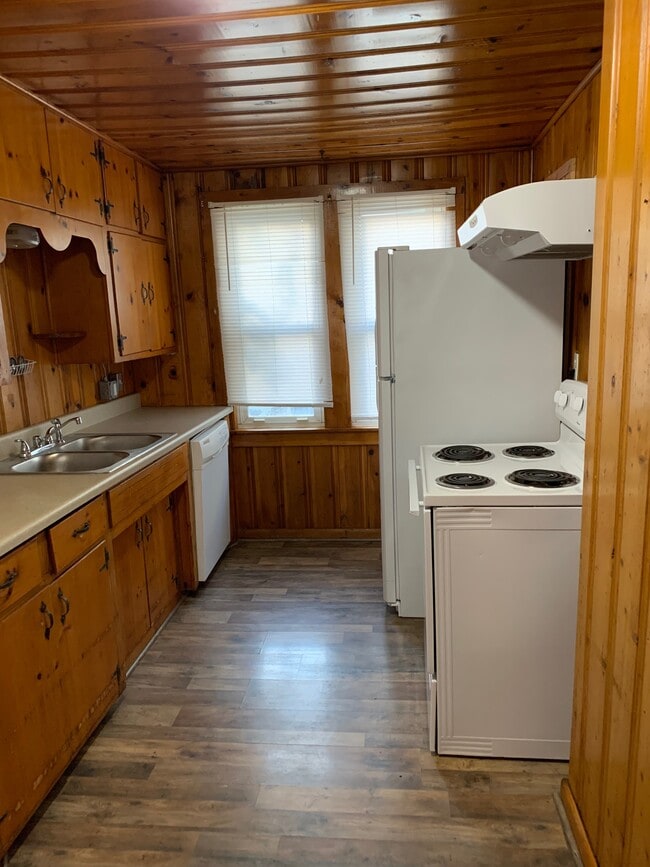 Foto del edificio - 411 E Harrison Ave