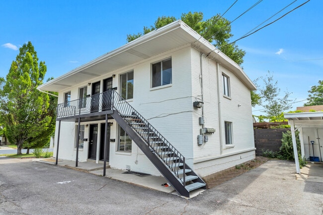 Building Photo - 265 E Burton Ave