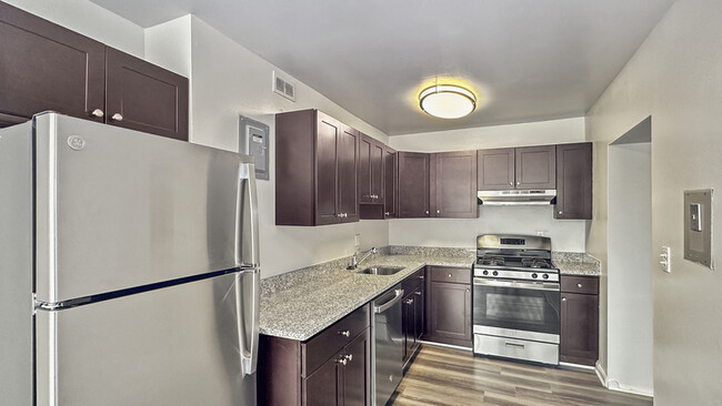 Building Photo - 3573 Laurel Fort Meade Rd
