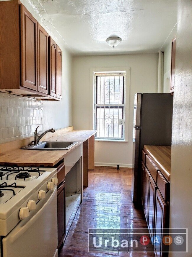 Building Photo - 277 Eastern Pkwy