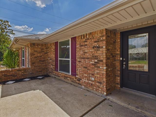Building Photo - 4900 Ridgeline Dr