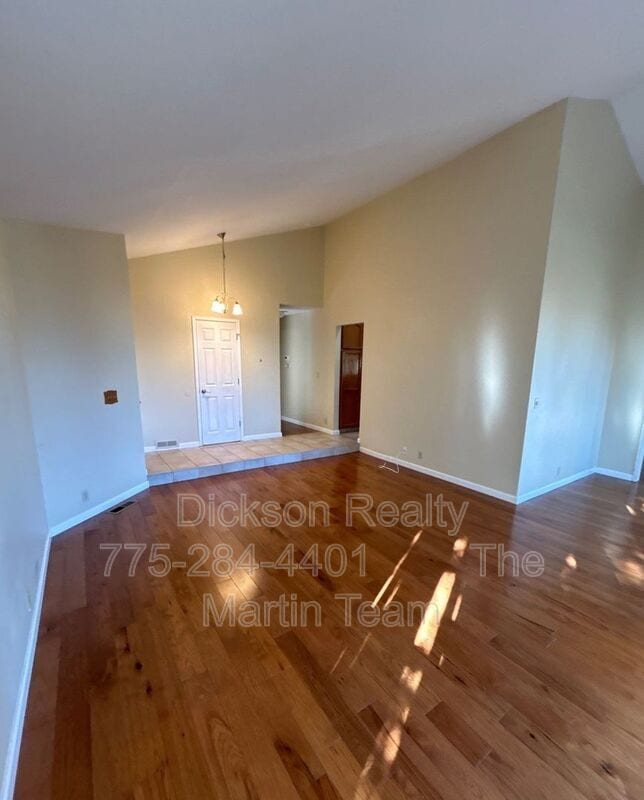 Building Photo - 2370 High Terrace Dr
