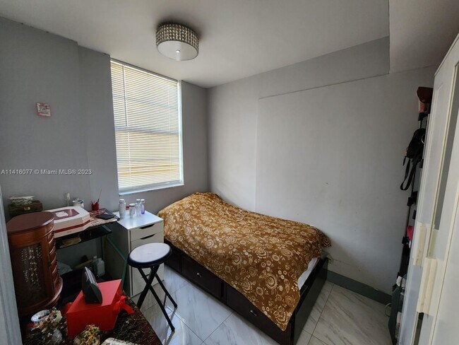 Foto del edificio - 250 174th St