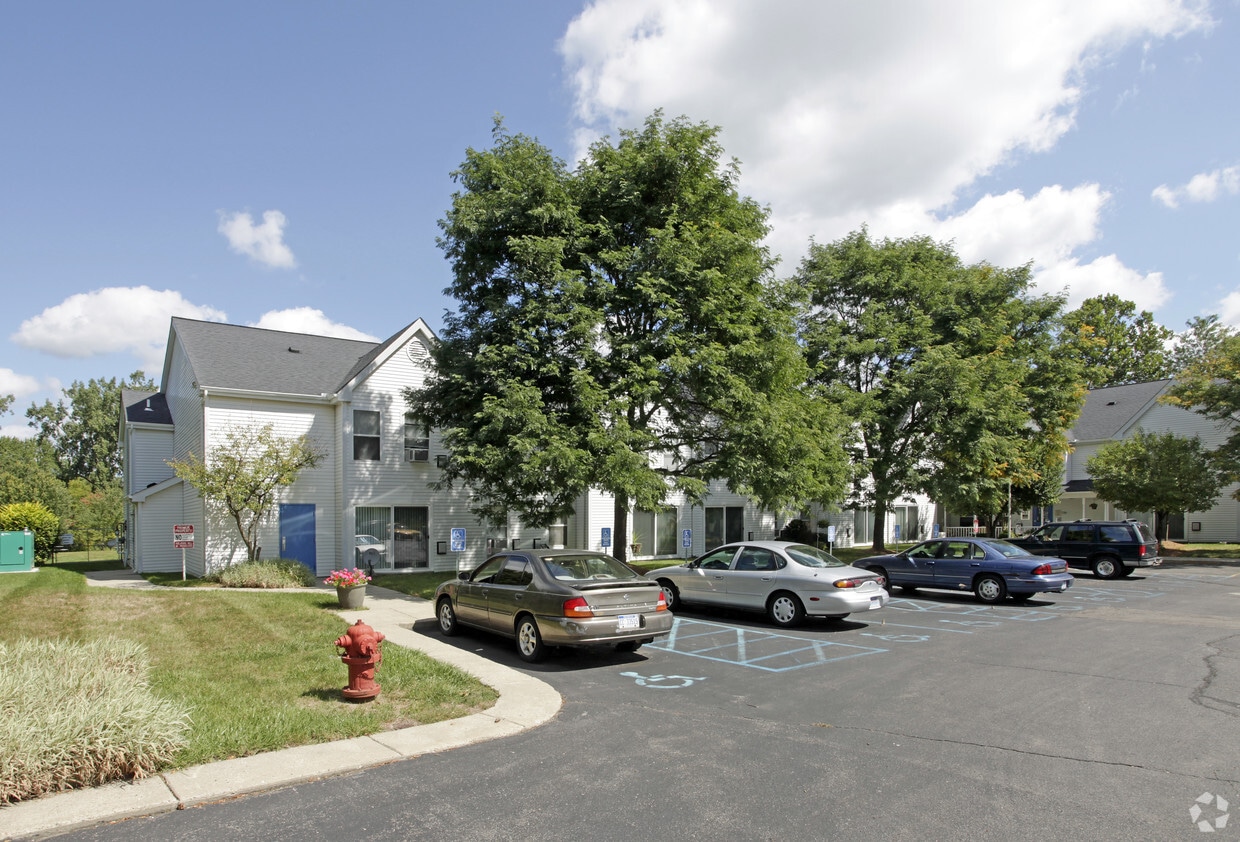 Primary Photo - Heritage Place of Lake Orion