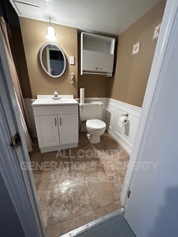 Foto del edificio - 16402 Webster Rd