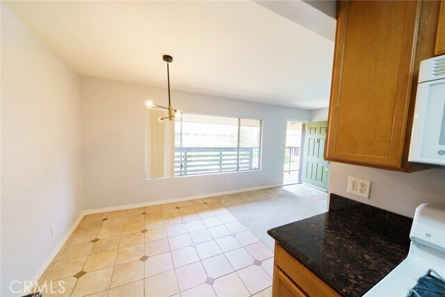 Foto del edificio - 1430 W Lambert Rd