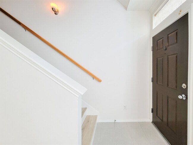 Foto del edificio - 75 Dennis St