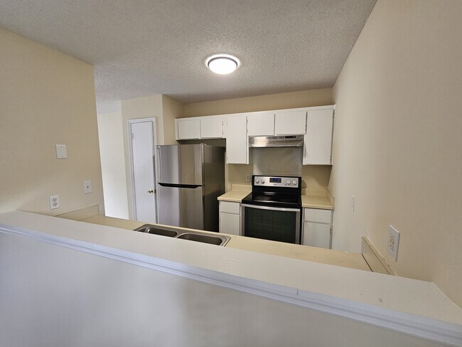 Foto del edificio - 124 Hunt Club Ct