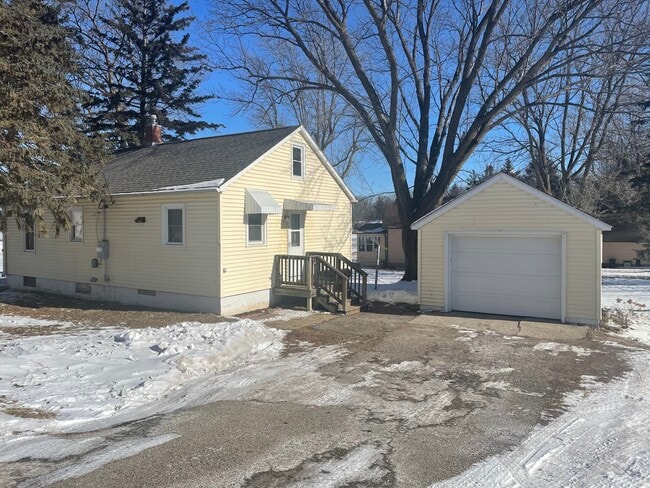 Foto del edificio - 207 NW Frank Ave