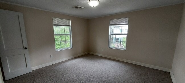 Building Photo - 1521 Harper Rd