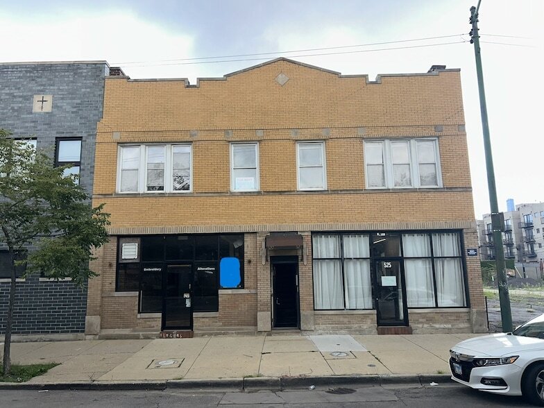Primary Photo - 527 N Ashland Ave
