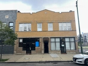Building Photo - 527 N Ashland Ave