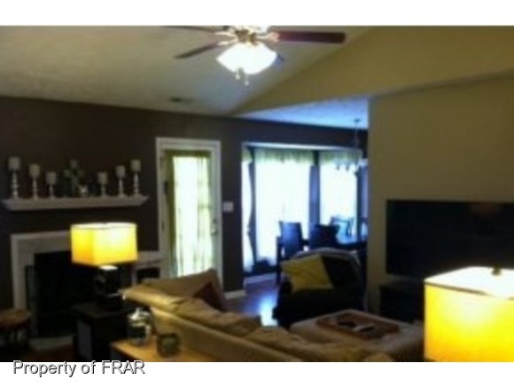 Foto del edificio - 104 Longleaf Pines Dr