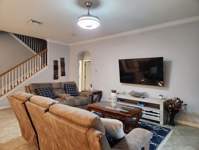 Building Photo - Spacious 4BR 3BA House in Lakewood Ranch