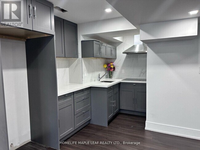 Building Photo - 1174 Enchanted Crescent