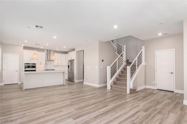 Building Photo - 11592 Alpine Cove Ave