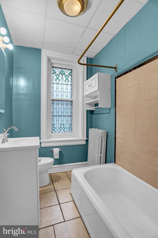 Foto del edificio - 1257 Eckert Ave