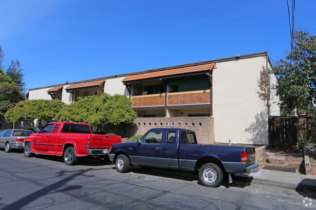 Foto del edificio - Coronado Apartments