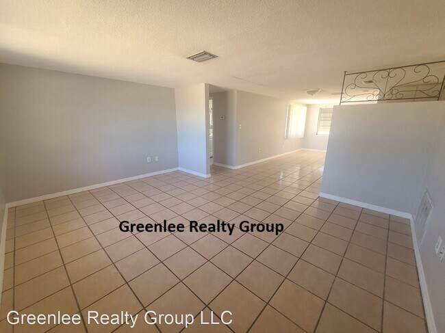 Building Photo - 2 br, 1.5 bath House - 7914 Jasmine Blvd