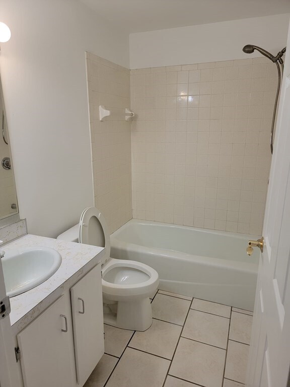 30 Juniper Rd Unit A37, North Attleborough, MA 02760 Condo for Rent