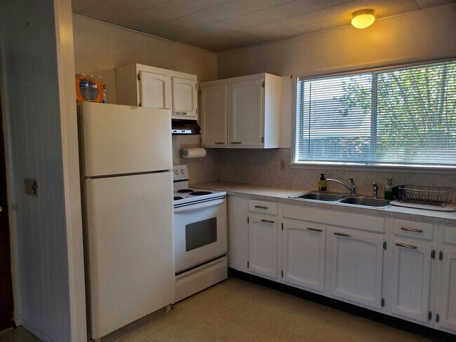 Building Photo - 1 br, 1 bath House - 2131 Wyoming St