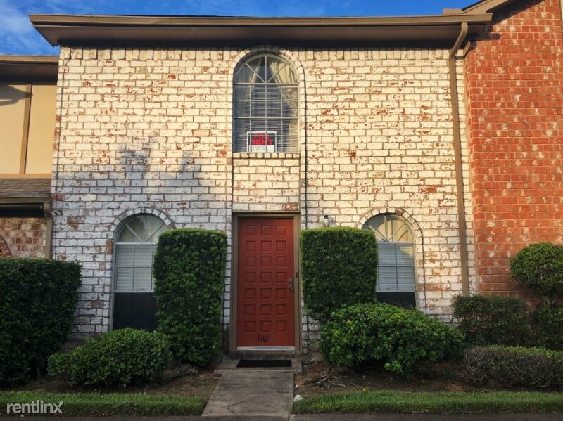 Primary Photo - 3 br, 2.5 bath Townhome - 11605 Sabo Road